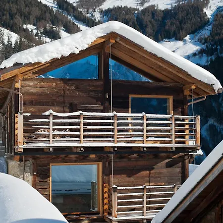 Üdülőközpont Montagne Alternative 4*