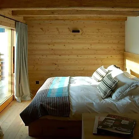 蒙太奥特纳提弗度假村 度假村 奥西埃