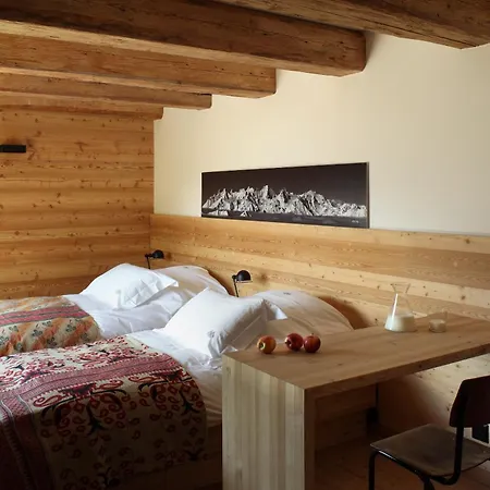 Montagne Alternative Semesteranläggning (resort)